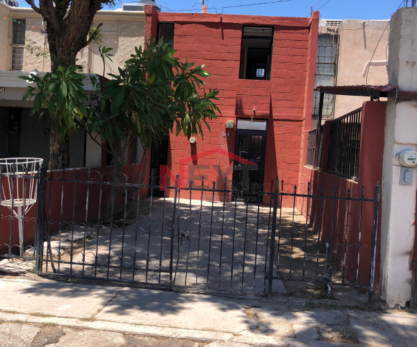 CASA EN VENTA EN LOS NARANJOS