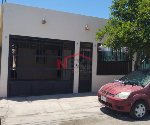 CASA EN VENTA EN COL. LOS ALTARES
