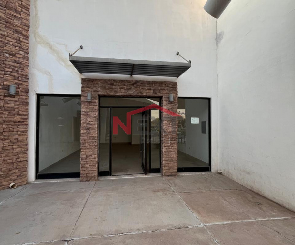LOCAL EN VENTA UBICADO EN PLAZA COMERCIAL LAS HACIENDAS