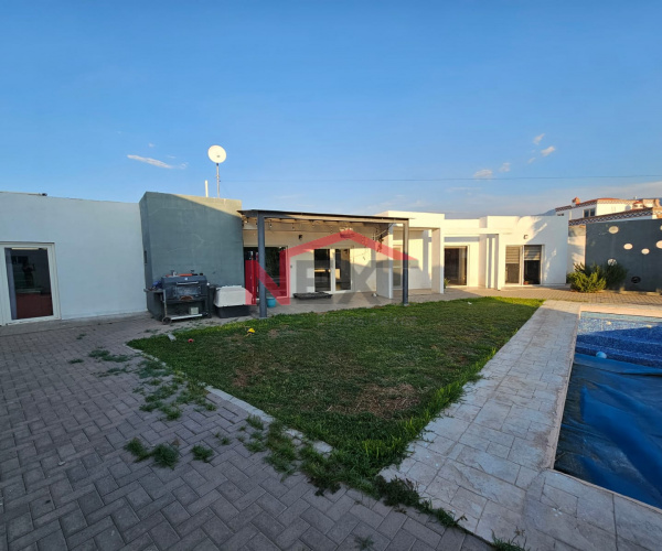 CASA EN VENTA EN ARTEAGA