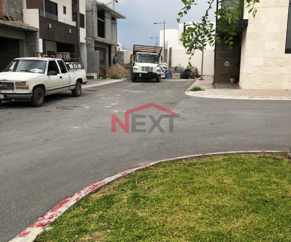 CASA NUEVA  EN VENTA DE 4 RECAMARAS EN PRIVANZAS DEL CAMPESTRE PRIVADA FLORENCIA