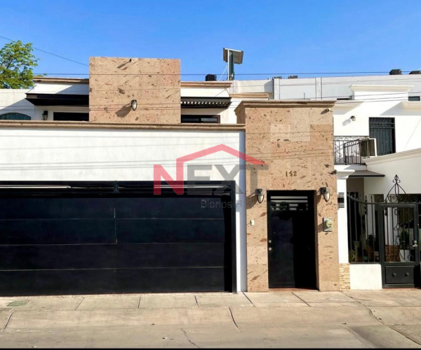 CASA EN VENTA EN MISION DEL REAL