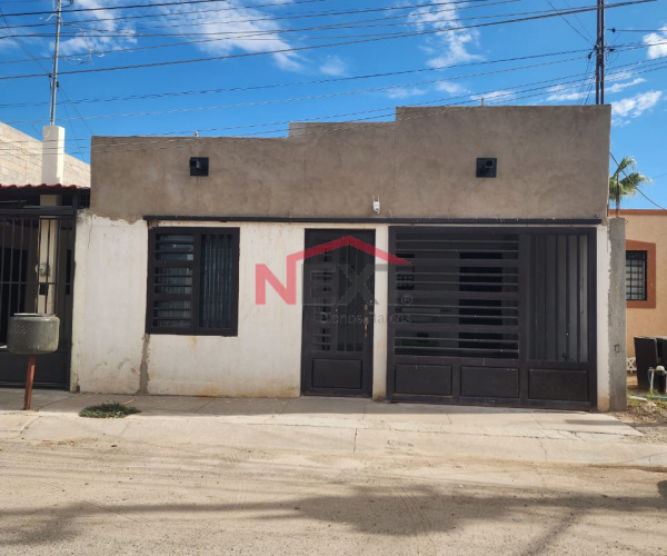 CASA EN RENTA EN COL. ALTARES
