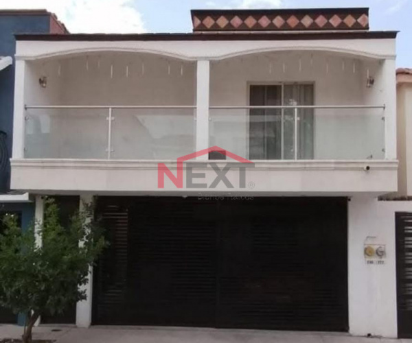 CASA  EN VENTA EN PORTAL DE AGAVES