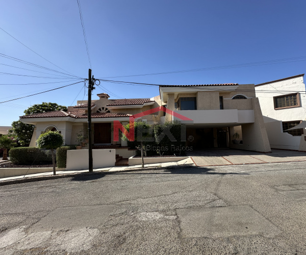 CASA EN VENTA EN LOS SABINOS