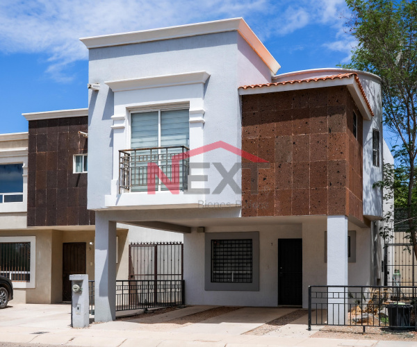 CASA EN VENTA EN RESIDENCIAL LA CIMA