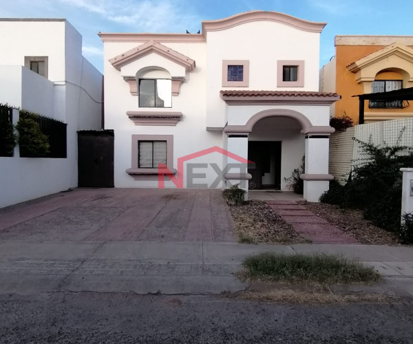 CASA EN VENTA EN MONTECARLO RESIDENCIAL
