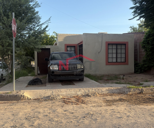CASA EN VENTA EN PLAZA REAL
