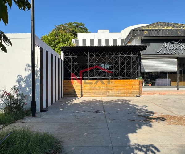 LOCAL COMERCIAL EN RENTA SOBRE BLVD MORELOS