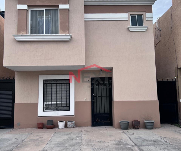 CASA EN VENTA EN AGAVES RESIDENCIAL