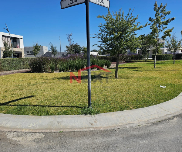 CASA EN PREVENTA  EN VALLE DE FONTANNA