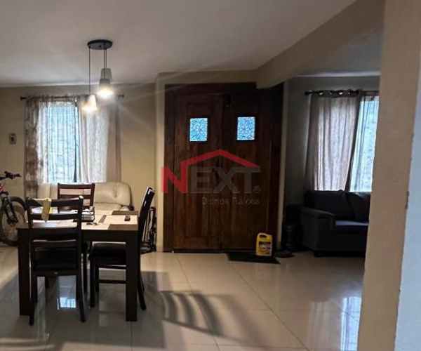 CASA EN VENTA EN ZONA CENTRO