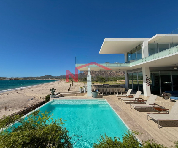 SE VENDE CASA EN ORILLA DE LA PLAYA EN PUESTA DEL SOL RESIDENCIAL, SAN CARLOS, SONORA.