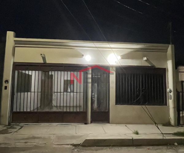 CASA EN VENTA EN FRACC. EL CORTIJO