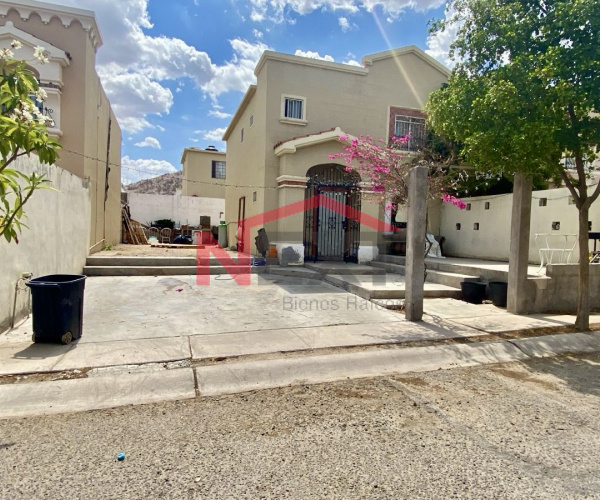 CASA EN VENTA EN LOS ENCINOS I ETAPA 3