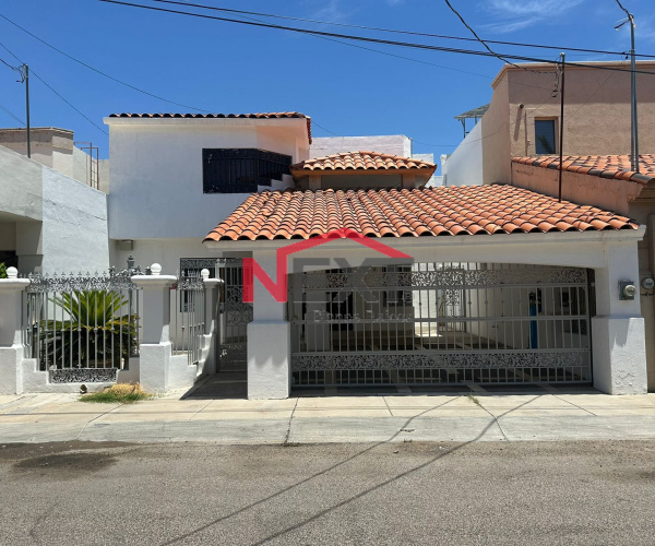 CASA EN RENTA EN CAMPANARIO RESIDENCIAL