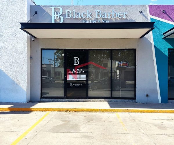 LOCAL EN RENTA UBICADO SOBRE CALLE MAYO CASI ESQUINA CON SINALOA