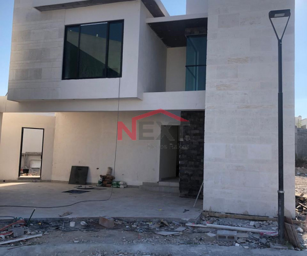 CASA EN VENTA EN RESIDENCIAL  MONTE SABINO