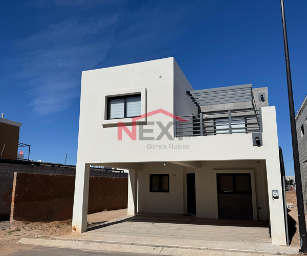 CASA EN VENTA EN MURANO RESIDENCIAL