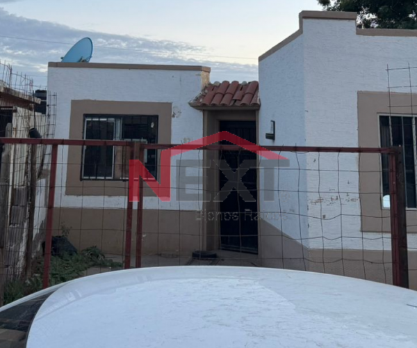 CASA EN VENTA EN PRIVADAS DEL REAL