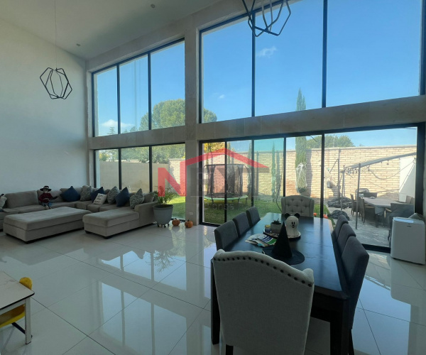 CASA EN RENTA  CON 12 PANELES SOLARES, AL NORTE