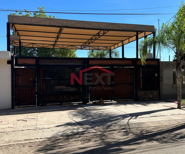 CASA EN VENTA UBICADA EN COLONIA PLANO ORIENTE