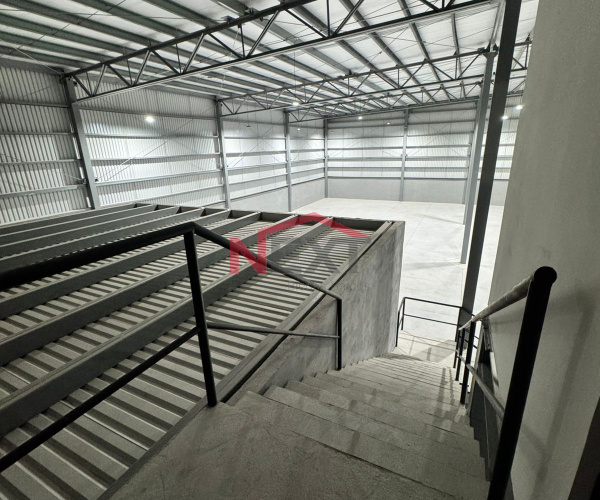 NAVE INDUSTRIAL NUEVA EN VENTA -SOBRE LIBRAMIENTO LOFT