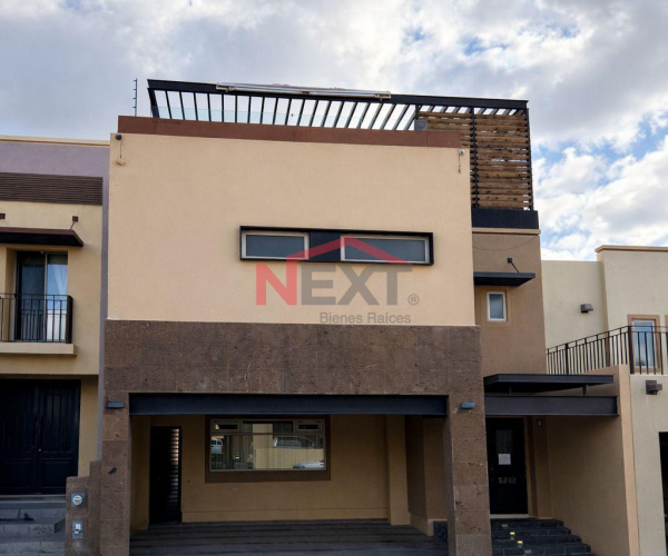 CASA EN VENTA EN FRACC. VISTA DEL SOL