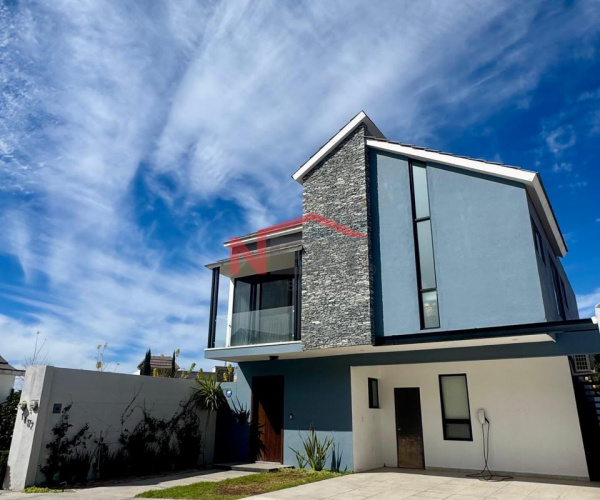 Casa en Venta en Villa Bonita II