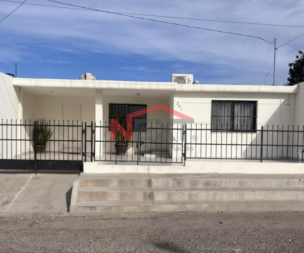 CASA EN VENTA EN COL. LEY 57