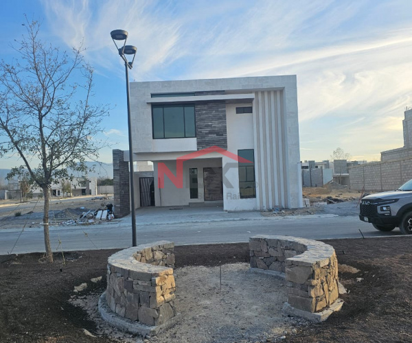 CASA EN PREVENTA EN RESIDENCIAL SETERRA