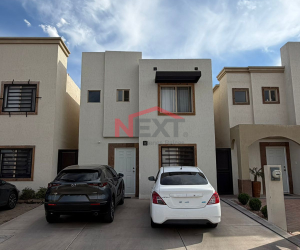 CASA EN VENTA EN CORSICA RESIDENCIAL