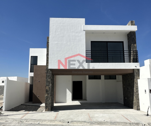 CASA EN VENTA EN LAS HUERTAS RESIDENCIAL 