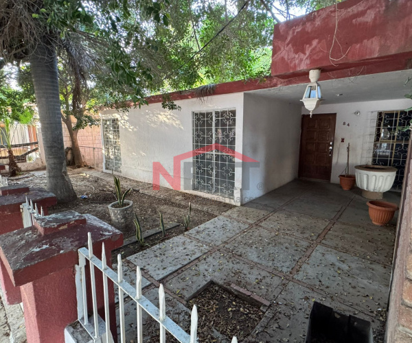 CASA EN VENTA EN COL. LOMA LINDA