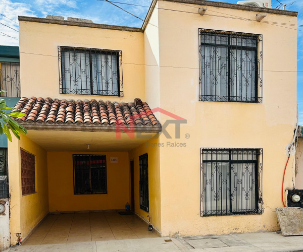 CASA EN VENTA- COL. VALLE DORADO