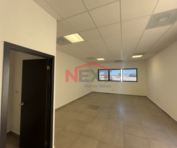 LOCAL EN RENTA EN PLAZA MONTEVERDE