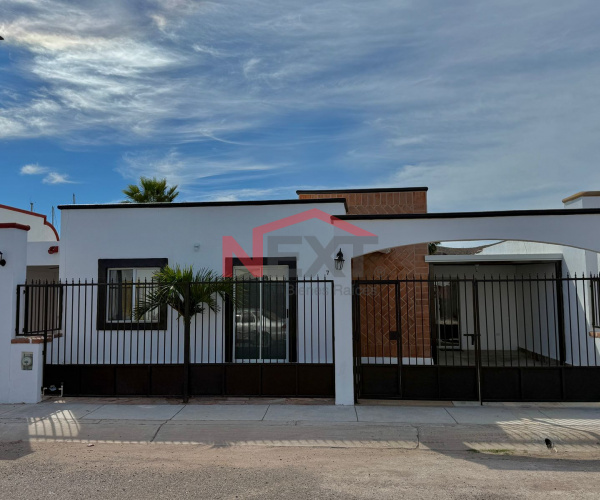 Céntrica casa de un piso en San Carlos