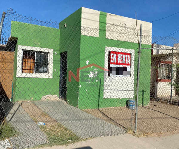 CASA EN VENTA EN COL. SAHUARO