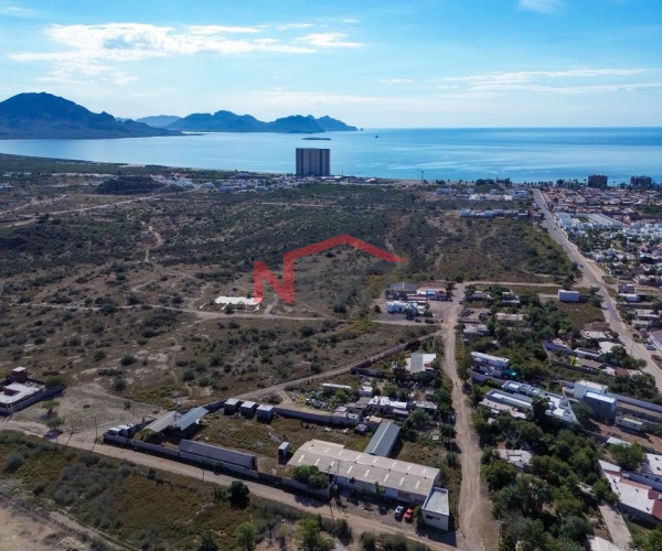 VENTA DE BODEGA CON OFICINAS EN SAN CARLOS SONORA