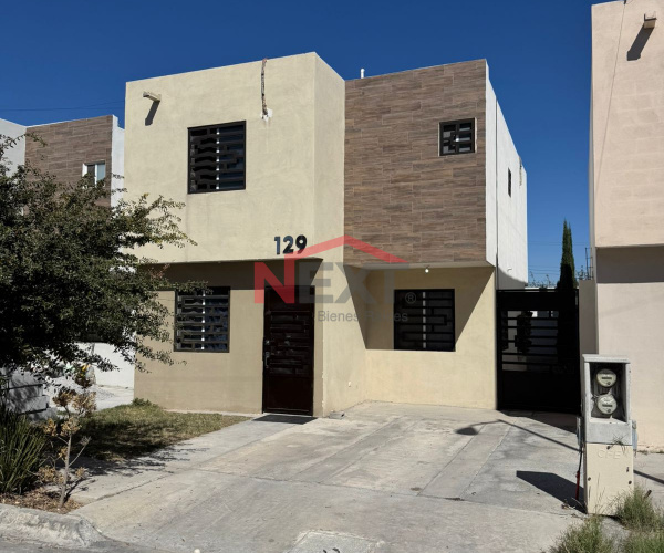 🏡 CASA EN VENTA EN EL ORIENTE DE SALTILLO    Fracc. Santa Cristina – Privada Exclusiva