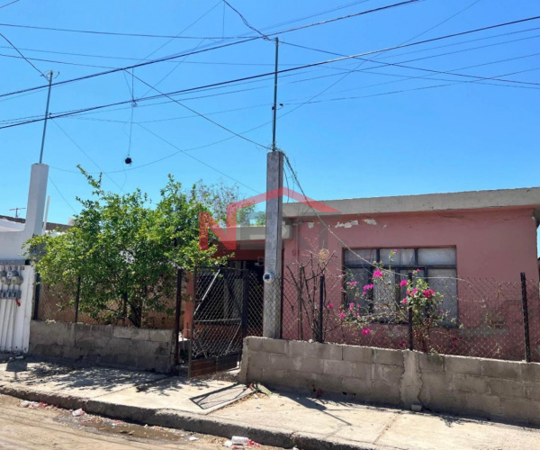 CASA EN VENTA EN COL. CHOYAL