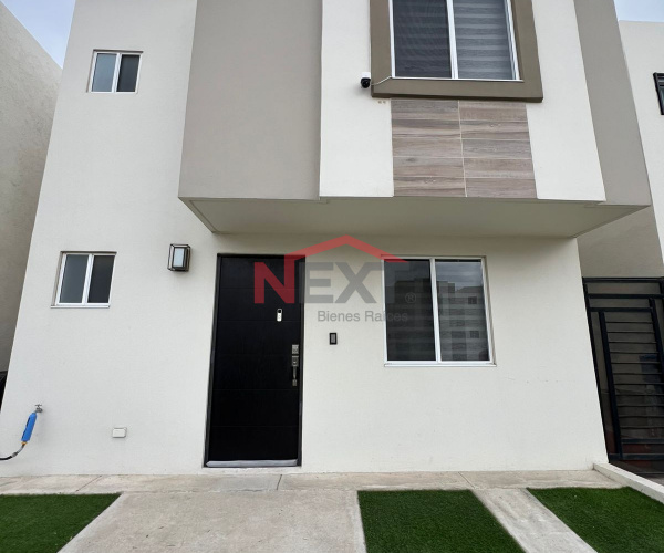 CASA EN VENTA- VIÑAS DEL MAR TIJUANA B.C