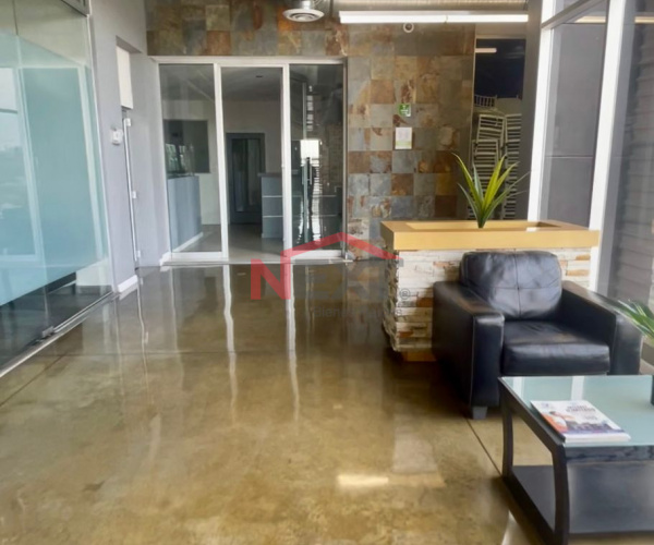 Oficina en renta- Col. Los Santos, La mesa, tijuana, Baja California
