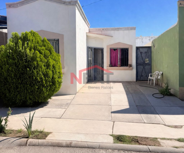 CASA EN VENTA EN PRIVADAS DEL BOSQUE