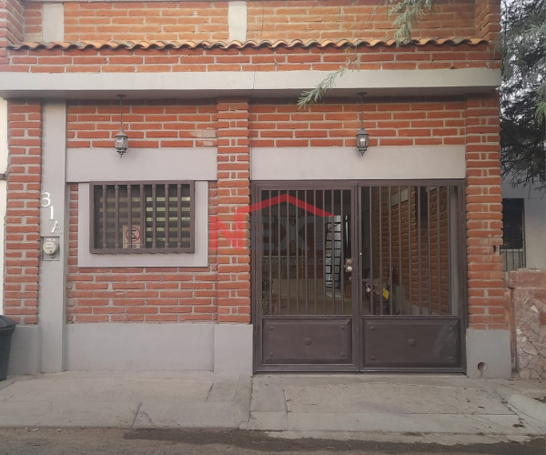 CASA EN VENTA EN FRACC. VILLA DEL REAL