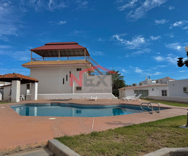 Casa con Vista Panoramica en Venta en San Carlos Country Club