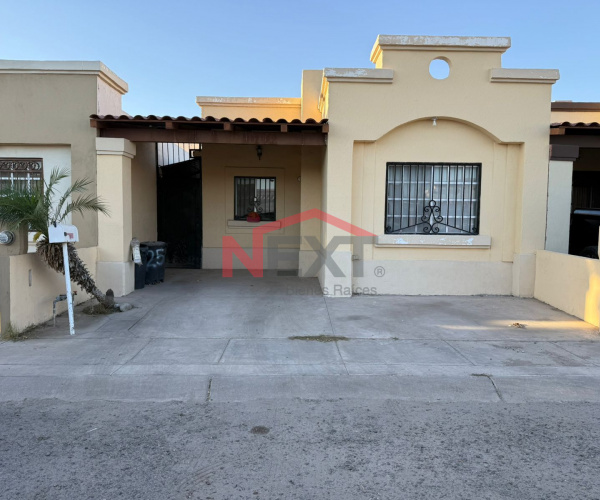 CASA EN RENTA EN SOLEIL RESIDENCIAL