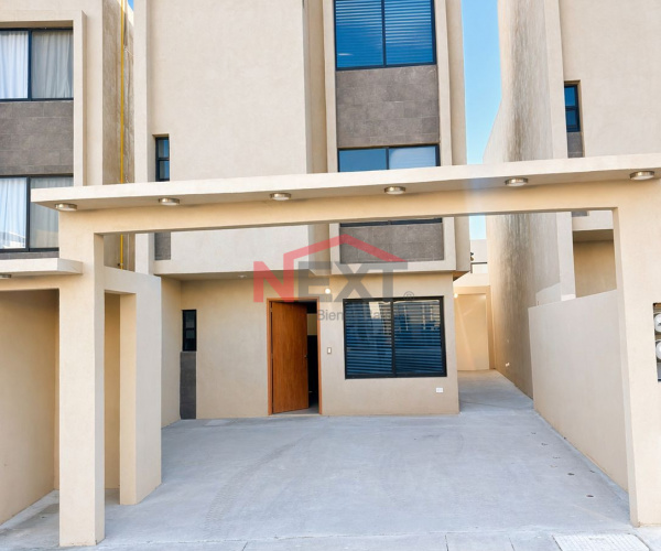 CASA EN VENTA EN ROSARITO B.C.  DENTRO DE FRACCIONAMIENTO PRIVADO