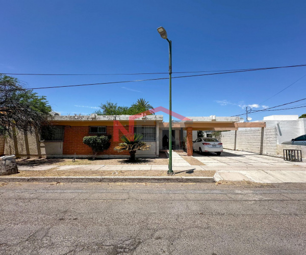 CASA EN VENTA EN COL. VILLA SATELITE