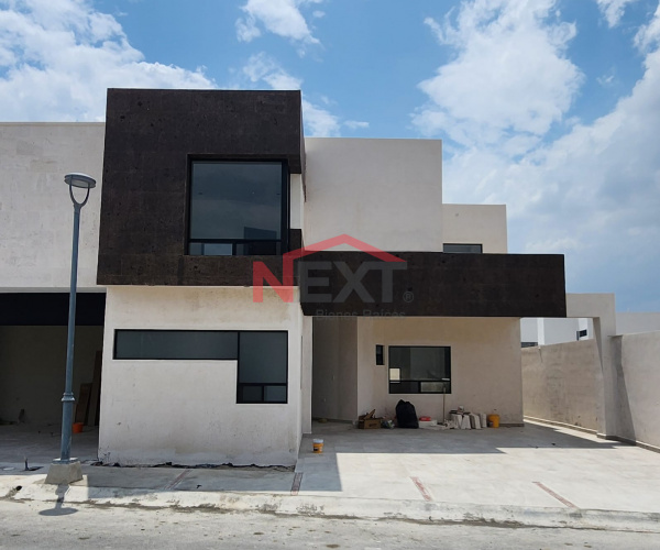 CASA EN PREVENTA 3 Recamaras 1 en Planta Baja Las Huertas Arteaga Preventa